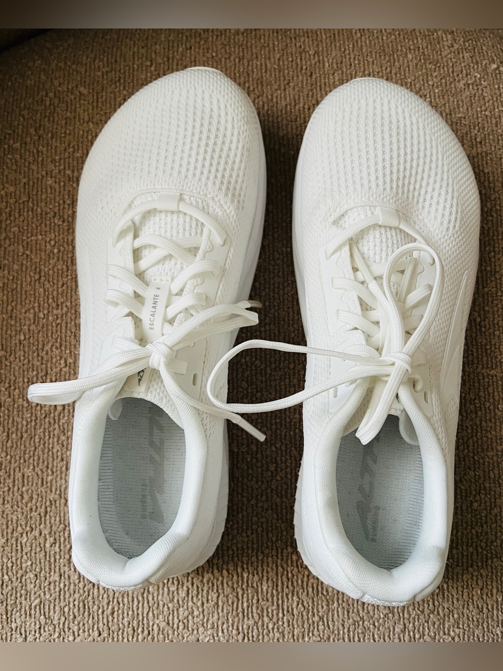 Altra Escalante 4 White Road Running Shoes Women's Size 7.5 EU 38.5